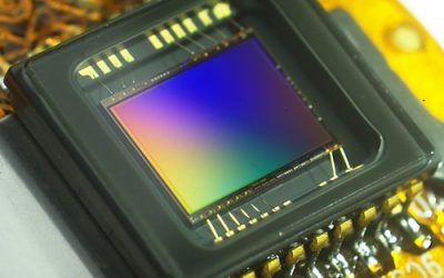 ¿Cómo borrar la memoria CMOS para restablecer la configuración de la BIOS?