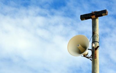 El sistema de transmisión de emergencia hackea los programas y necesita una comunicación inalámbrica encriptada