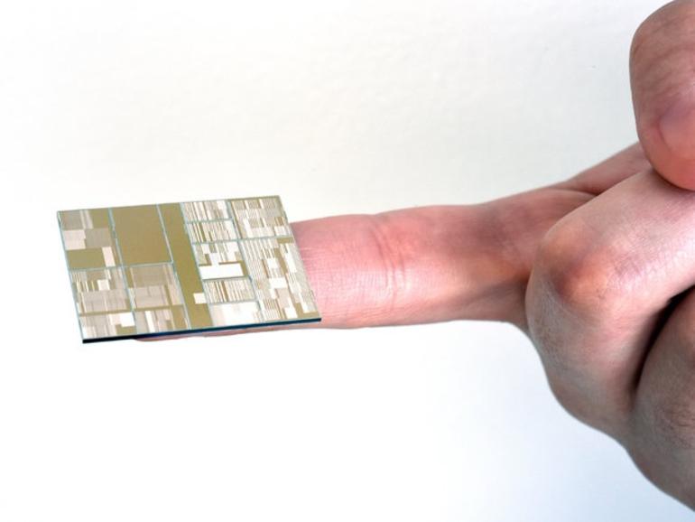 Cómo el nuevo chip de 7nm de IBM rompe la ley de Moore y cambia el futuro de la informática