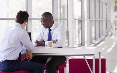 Cómo hacer revisiones de desempeño durante todo el año