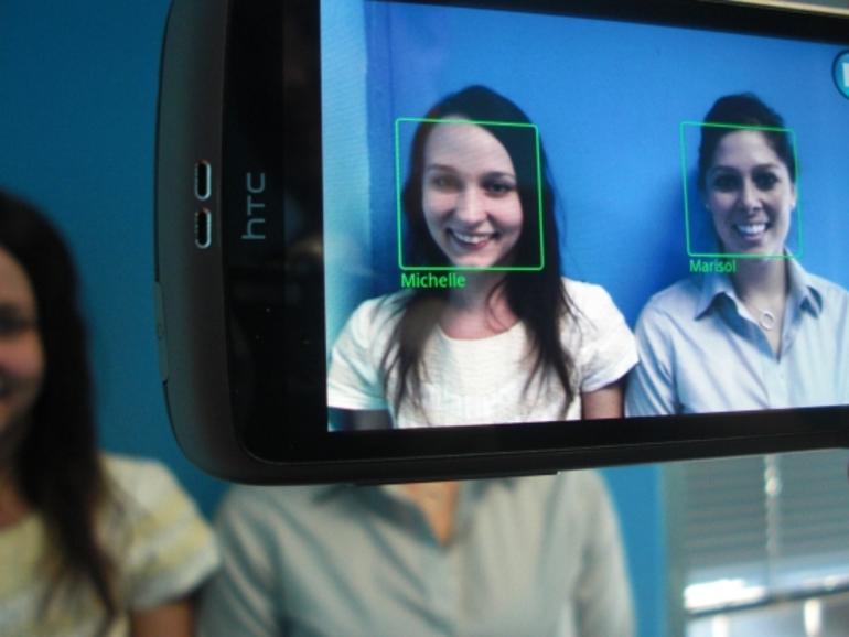 Cómo el software de reconocimiento facial puede rastrearte en el mundo offline